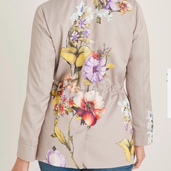Chicos floral satin feel utility jacket - Picture 4 of 8
